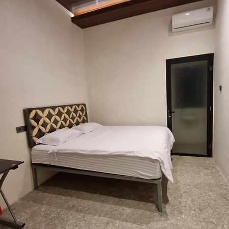 Uni Inn Semarang - Gunung Pati Extérieur photo