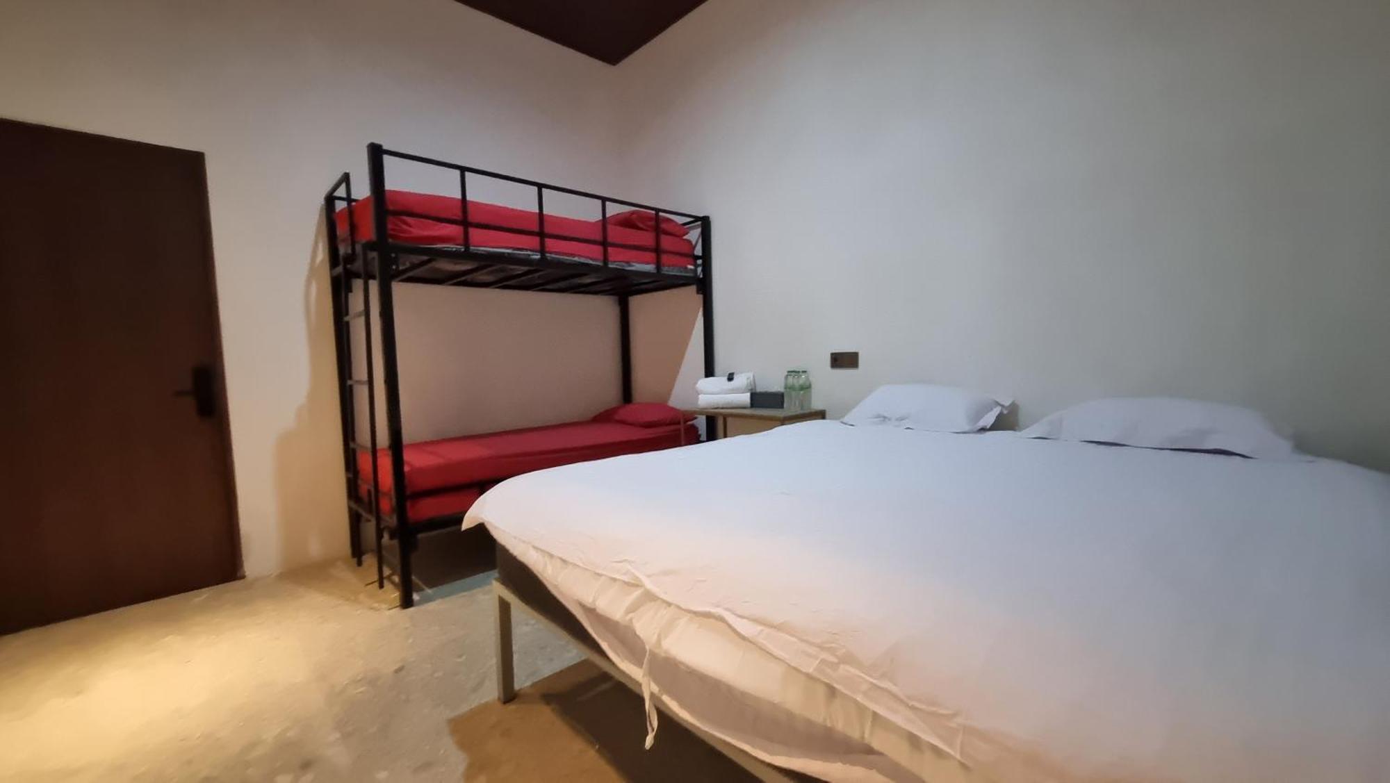 Uni Inn Semarang - Gunung Pati Extérieur photo