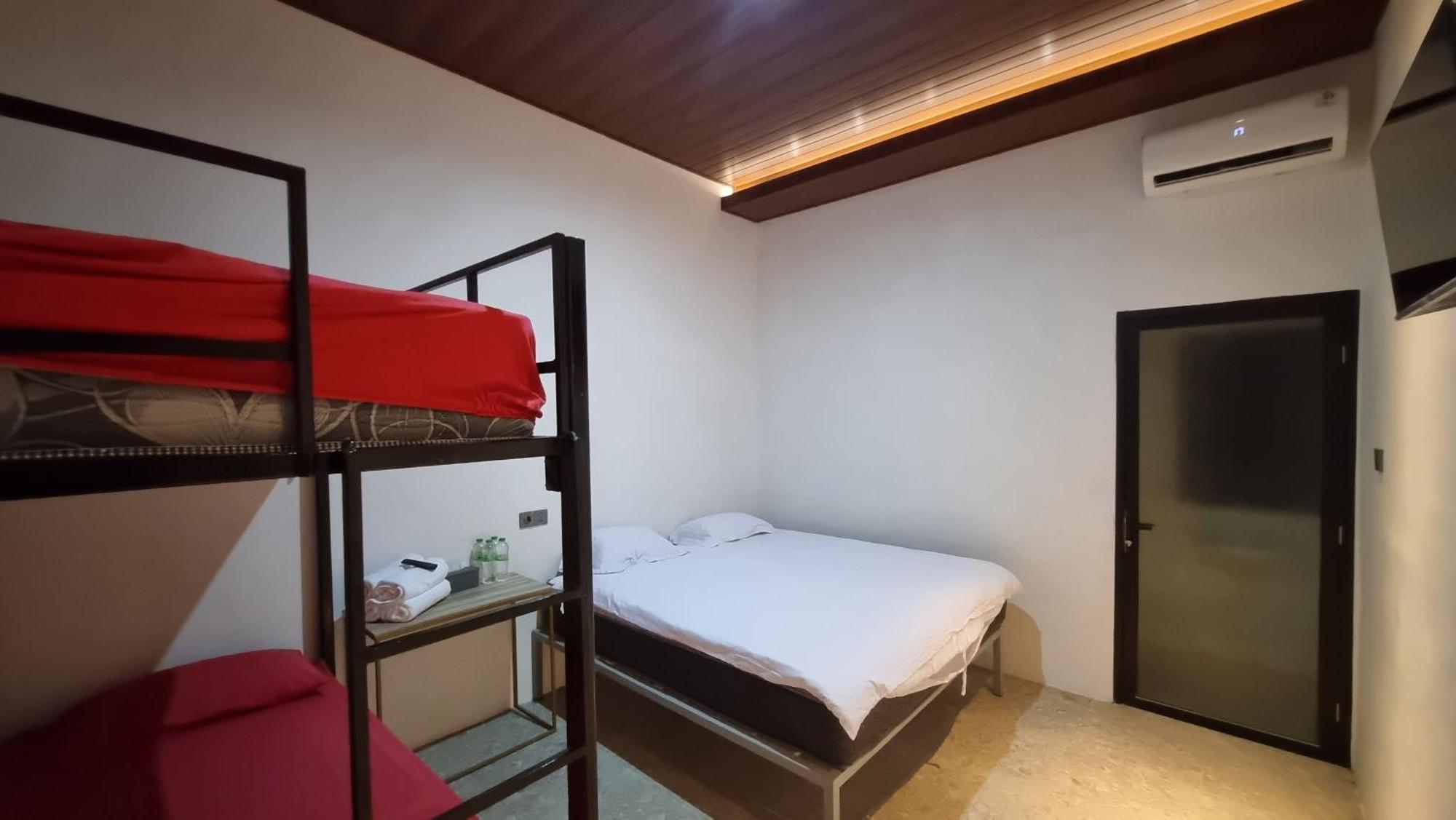 Uni Inn Semarang - Gunung Pati Extérieur photo